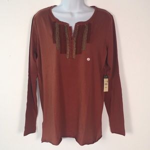 NWT Eddie Bauer long sleeved detailed T Shirt